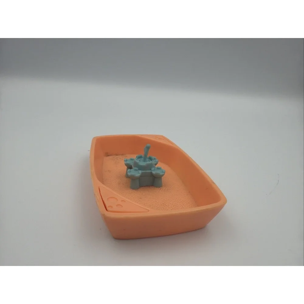 Hasbro Littlest Pet Shop SANDBOX SAND CASTLE Beach Accessory LPSA 2006 Orange